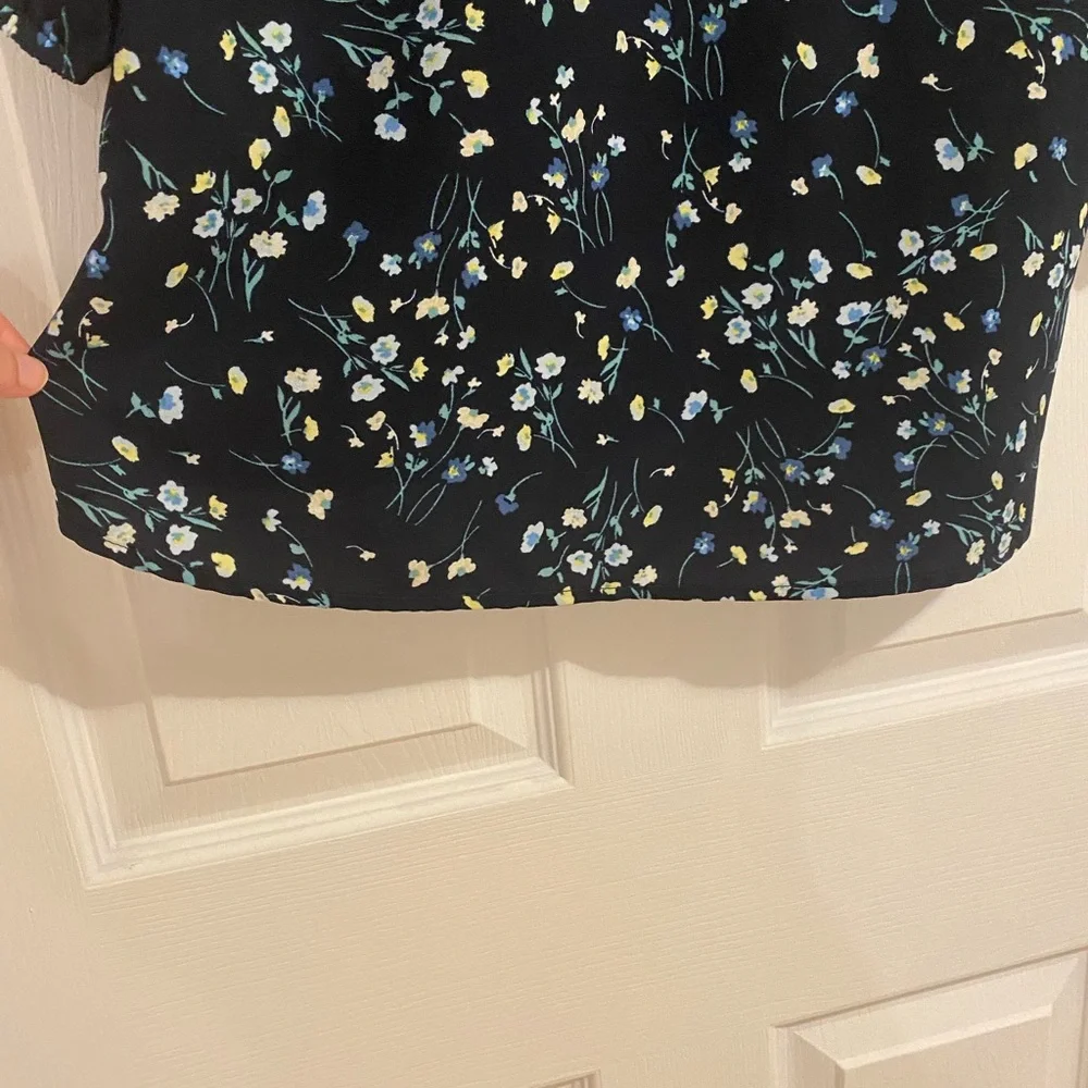 Flower blouse - Picture 4 of 7